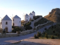 Frauen Segeln: Windmühlen auf Leros